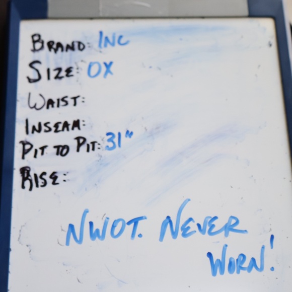 INC NWOT Scarf Flower Halter Handkerchief Dress Size 0X - Picture 8 of 8